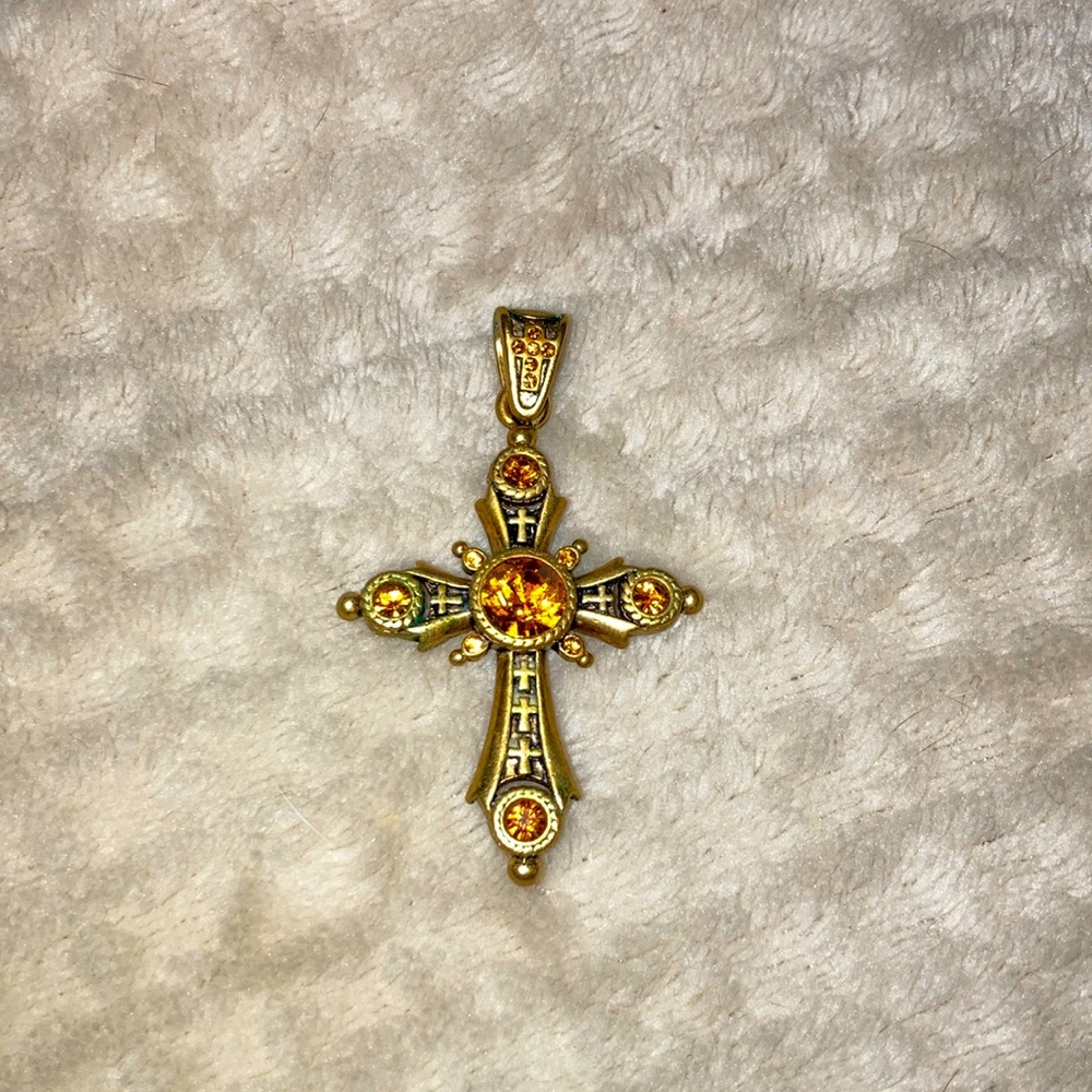 JBK Camrose and Kross  Cross pendant